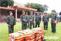 Quân khu kiểm tra nắm tình hình khắc phục hậu quả cơn bão số 10 và công tác chuẩn bị ứng phó cơn bão số 11 tại Bộ CHQS tỉnh Thái Nguyên